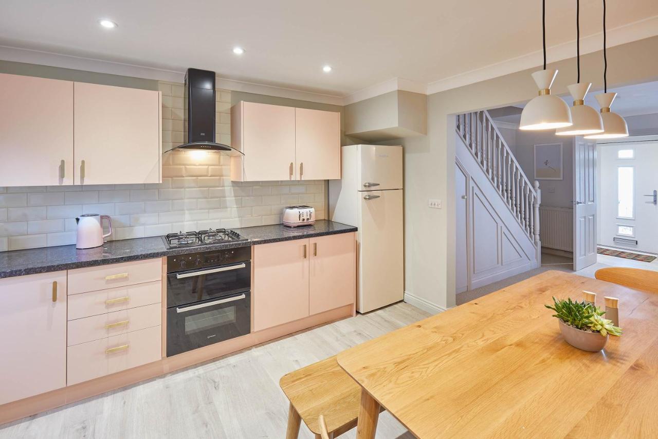 Host & Stay - 'Salty' Seaview Saltburn-by-the-Sea Exterior foto