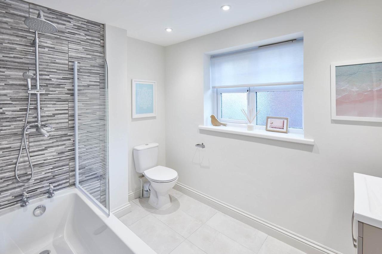 Host & Stay - 'Salty' Seaview Saltburn-by-the-Sea Exterior foto
